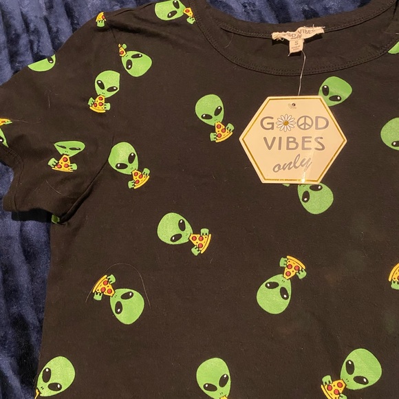 New - Picture 3 of 4